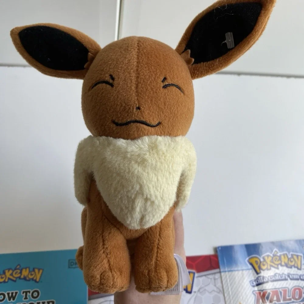 Tomy‎ Pokemon 8